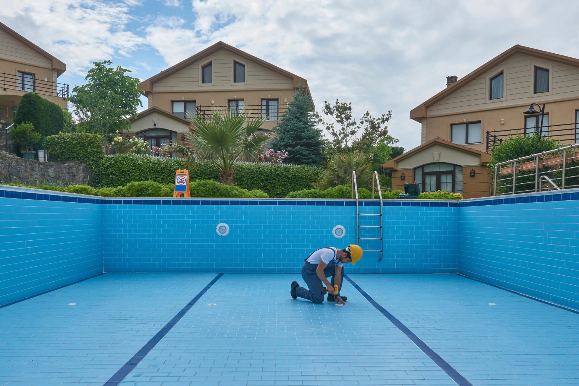 Why Local Custom Pool Builders Are the Best Choice | Triton Pools - Custom Pool Construction Local